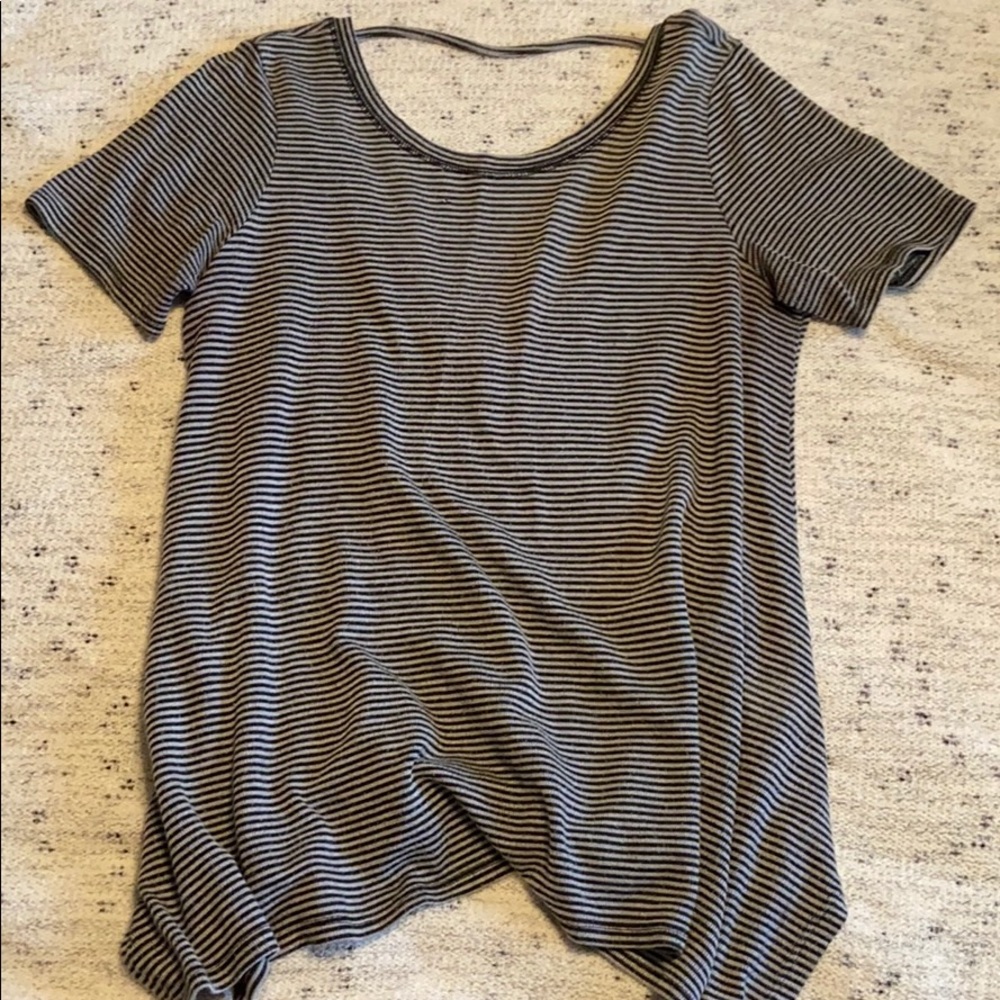 Striped flowy tee
